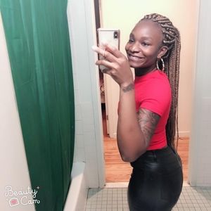 Meet your Posher, Gladys